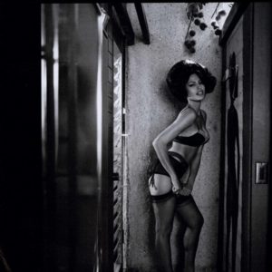 Eva Mendes topless pic